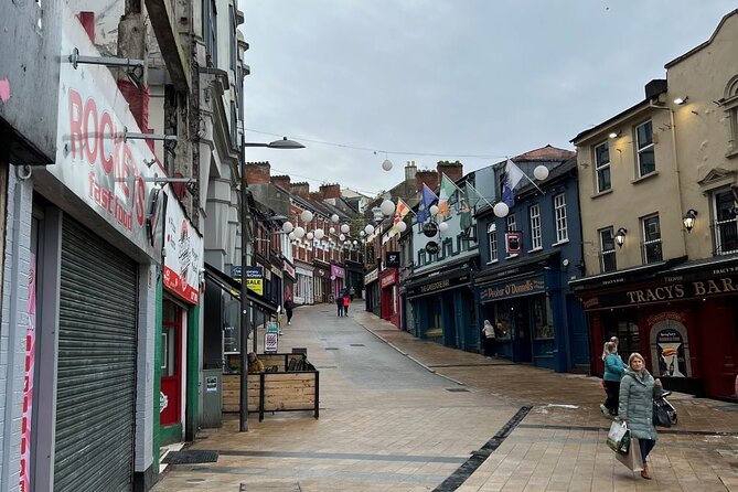 Derrie Danders: Unveiling Derry's Dark & Haunted Past Audio Tour - Lizzie O’Farrell’s and Butcher’s Gate