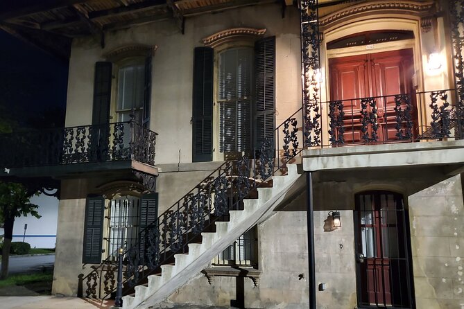 Doctor Buzzard's Goodtime Ghost Tour - The Conrad Aiken Home connects tragedy and poetry