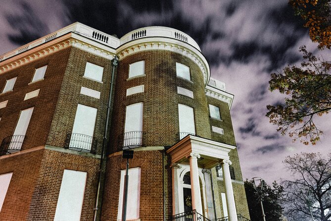 Dreaded Dead Descent of the District: DC Ghost Tour - Stories about assassins, heroes, and conspirators