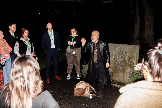 Dublin Ghost Bus Tour with Professional Actors - The actors, jokes, and level of fright