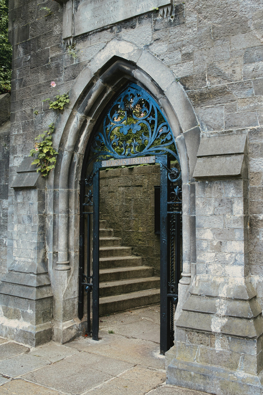 Dublin walking tour: ghosts & haunted places - Saint Stephen’s Green and Dublin’s uneasy side