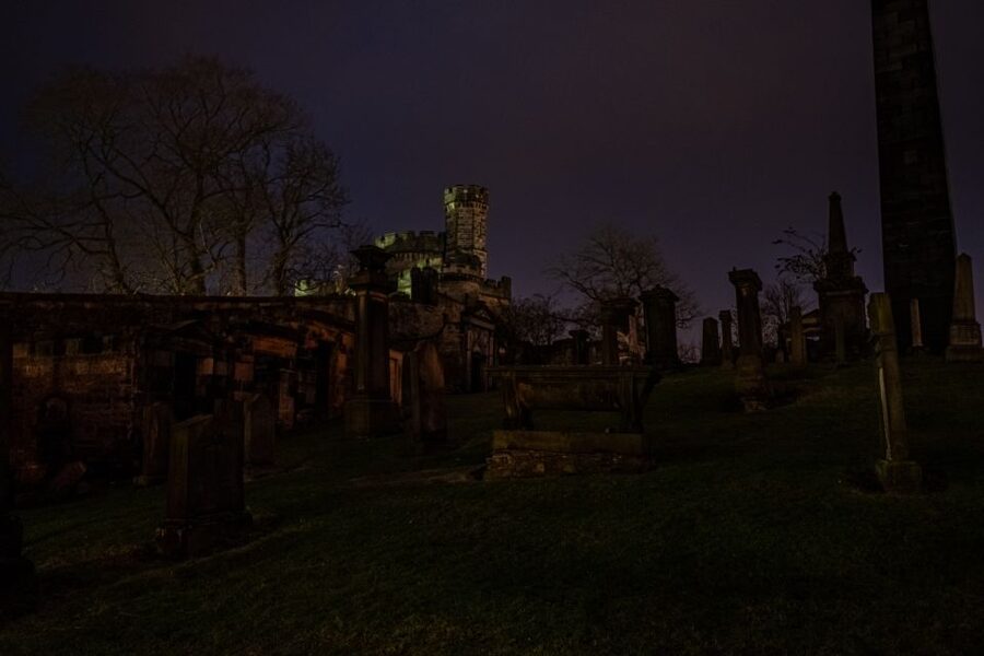 Edinburgh: Dark Secrets of the Old Town Ghost Walking Tour - Is two hours the right length?