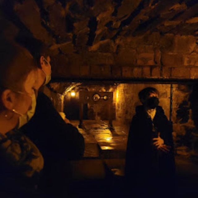 Edinburgh: Old Town and Underground Ghost Tour - Comfort, stairs, and the small practical details