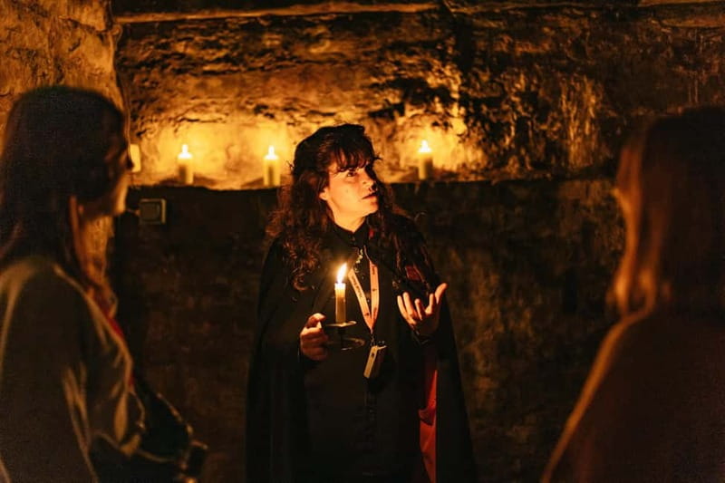 Edinburgh: Underground Vaults Evening Ghost Tour with Whisky - Who should book this experience?