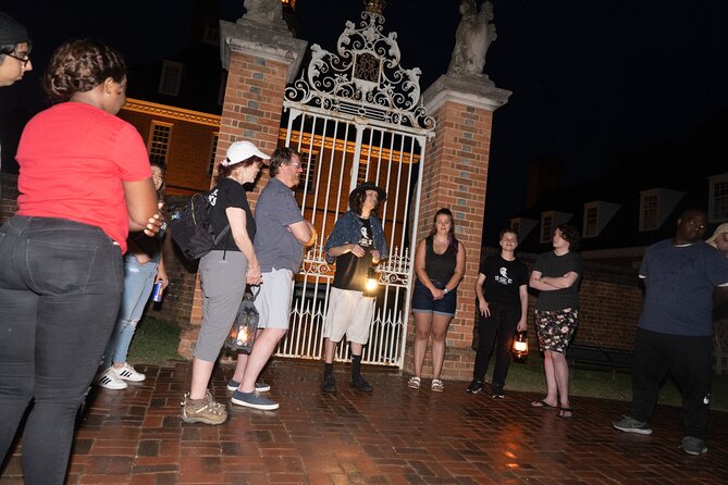 Embers of the Windy City: Chilling Chicago Ghost Tours - Is $32 fair for one hour?
