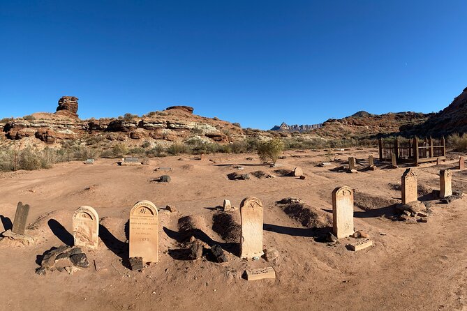 Exclusive Access Zion Jeep Tour including Grafton Ghost Town - Zion Cliffside Point is not a park entrance