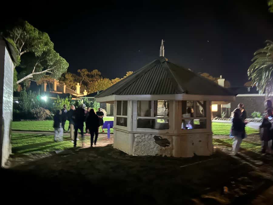 Eynesbury Homestead Dark Tales & Ghostly Trails Dinner&Tour - The haunted lake and dark estate grounds