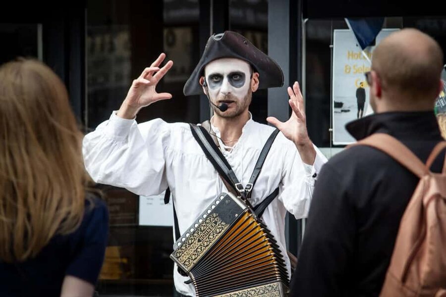 Falmouth: Spookily Enjoyable Ghost Tour (award winning) - Old streets, tavern fights, and a short climb