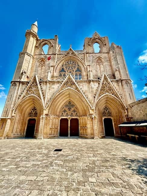 Famagusta and Salamis or Ghosttown with a private guide - Why Famagusta makes such a strong day trip