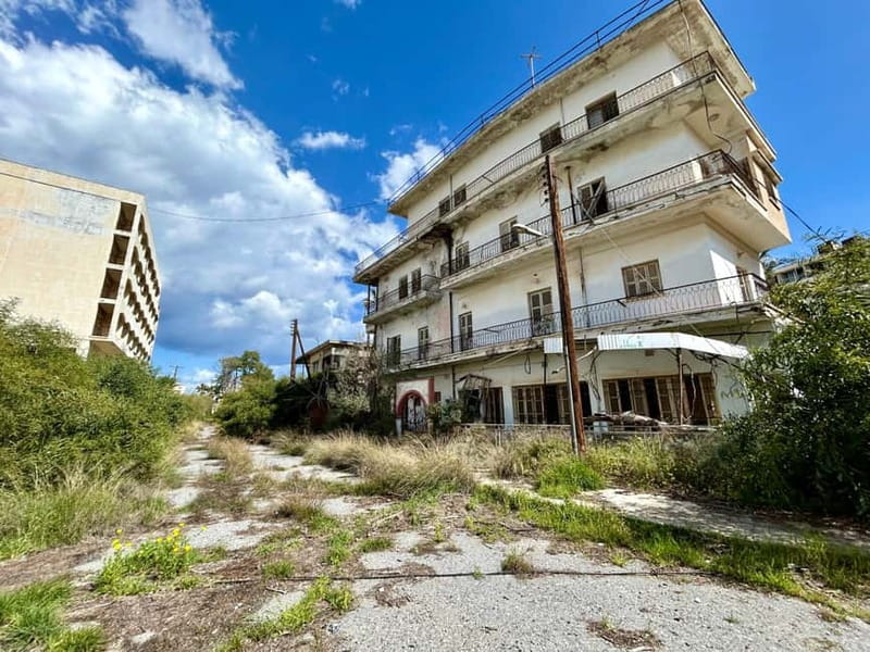 Famagusta and Salamis or Ghosttown with a private guide - Varosha Ghost Town: a very different kind of history