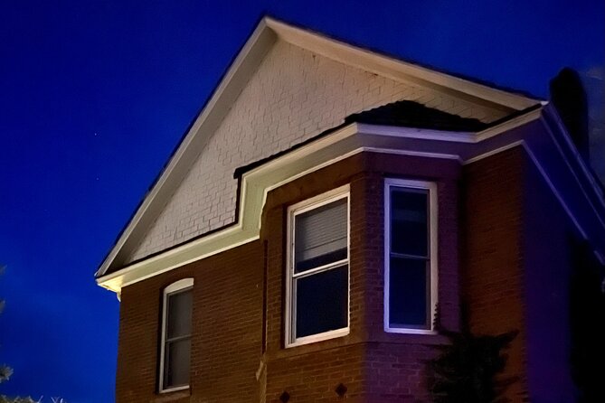 Family-Friendly Ghost Walking Tour in Flagstaff - Theatrikos Theater Company and the little old lady
