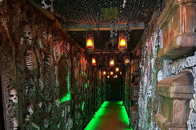 Fear at the Pier Haunted Attraction - What happens inside the Fear at the Pier house