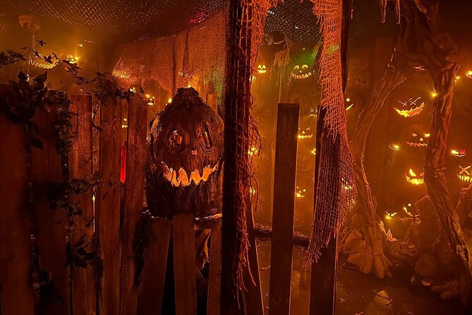 Fear at the Pier Haunted Attraction - The role of live actors and special effects