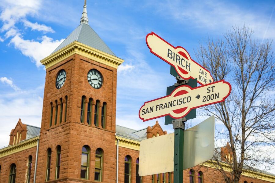 Flagstaff: Adults-Only Haunted Walking Tour - Starting at Hotel Monte Vista