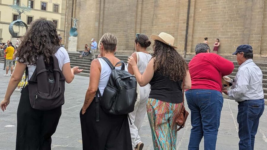 Florence Crimes, Murders & Ghosts Walking Tour with Tastings - Via Ghibellina and the tragedy of Beatrice Cenci