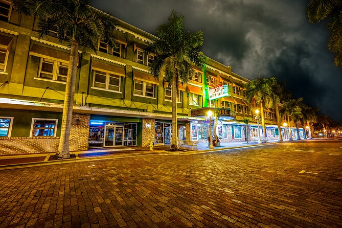 Footsteps of the Forsaken Frights: Fort Myers Ghost Tour - Five things to know before you go