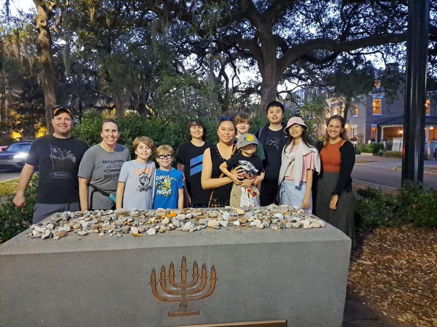 Fraidy Cat Ghost Tour - Family Fun in Haunted Savannah - Why This Savannah Ghost Walk Works for Families