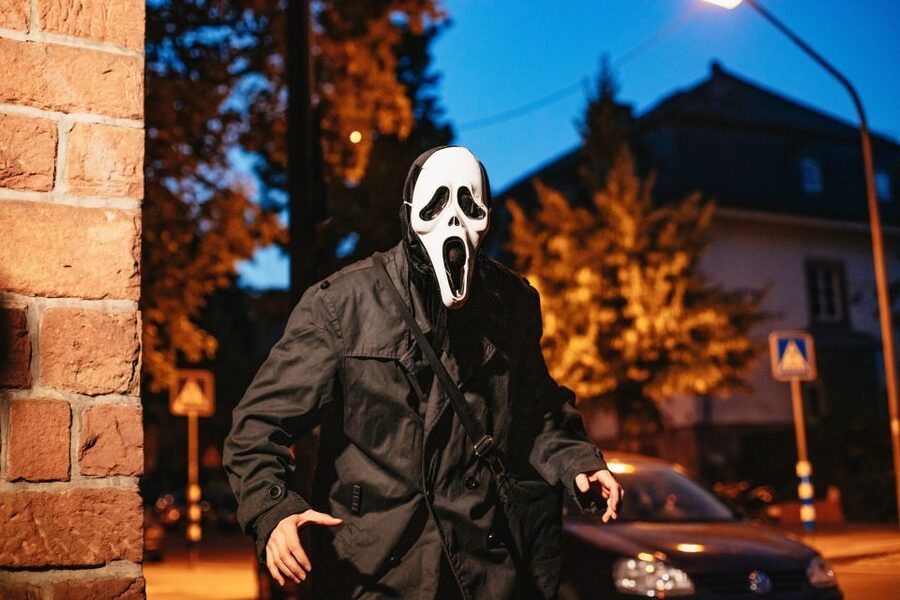 Frankfurt: Jack the Ripper Fright Tour - Günthersburgpark after dark