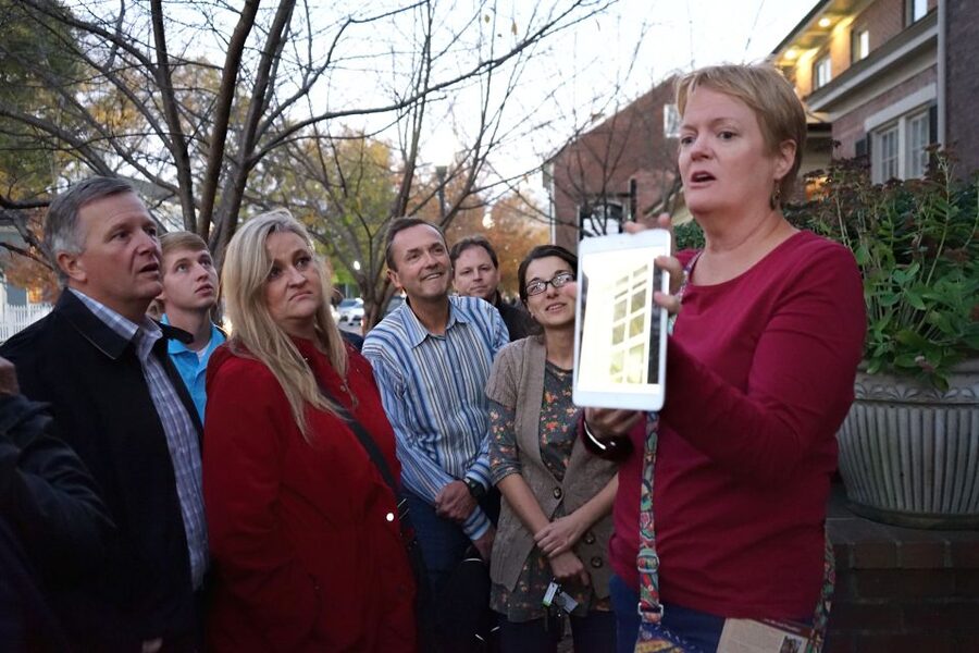 Franklin: Ghost Tour in Historic Franklin - The Photo Element Adds a Personal Twist