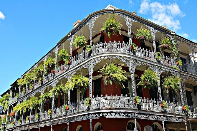 French Quarter Haunted Excursion In New Orleans - The LaLaurie Mansion and darker French Quarter stories