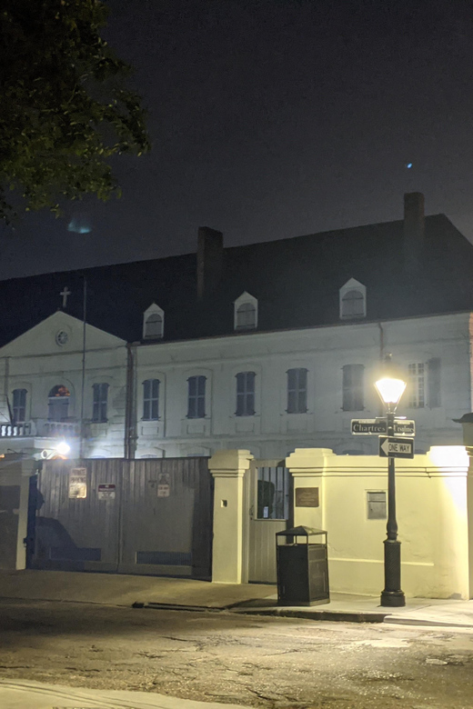 French Quarter: Haunted Hollywood Ghost Tour in New Orleans - Starting at Napoleon House and the Pharmacy Museum