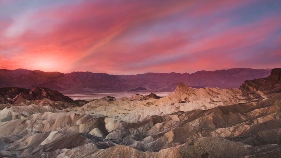 From Las Vegas: Death Valley & Rhyolite Ghost Town Day Trip - Zabriskie Point delivers the classic view