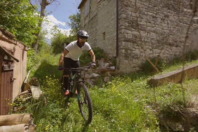 Full-Day Private Ghost Town Bike Tour in Fabriano and Genga - A private ride in the heart of Marche