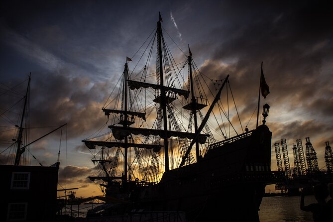 Galveston Haunted Pub Crawl Walking Tour - Hendley Market and Civil War spirits