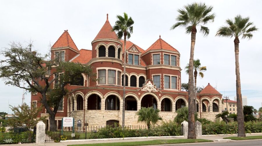 Galveston: Historic Galveston Ghost Tour - The Hutchings, Sealy & Company Building