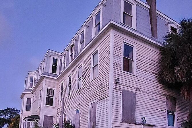 Galveston Island Ghost Tour - Ashton Villa and the turquoise-dressed spirit