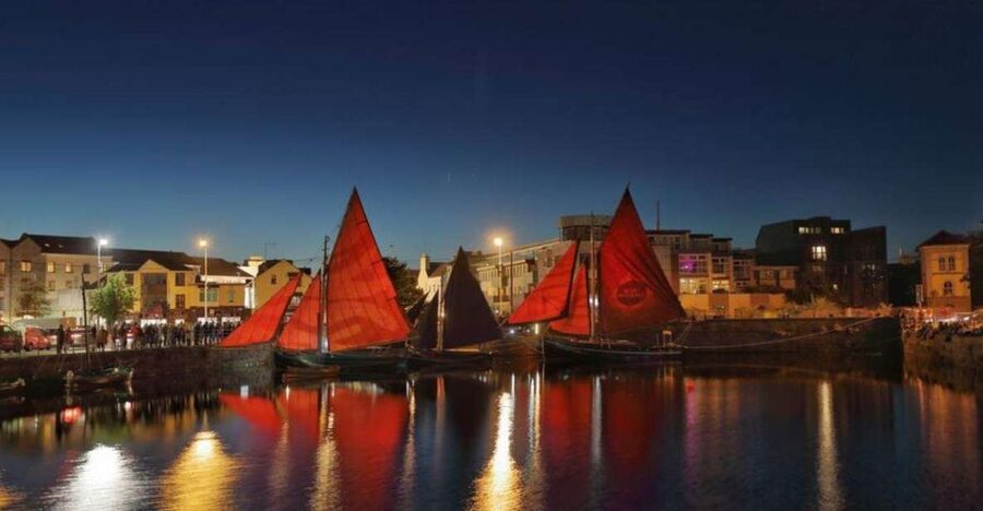 Galway: Dark History Guided City Walking Tour - Starting at the green kiosk in Eyre Square