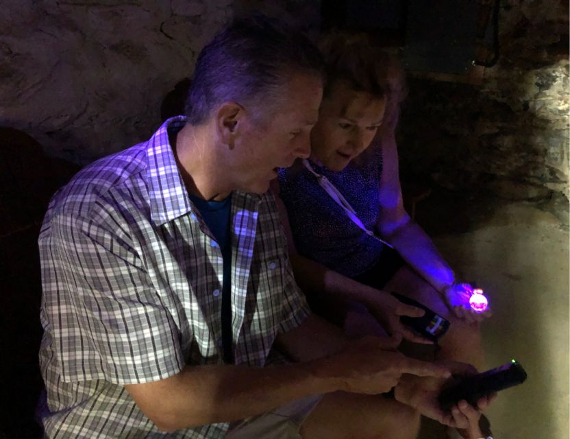 Gettysburg: Exclusive Welty House Ghost Hunt with Equipment - Group Size Can Shape the Atmosphere