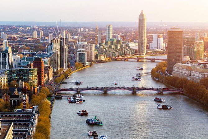Ghost, Ghouls and Gallows Tour : Guided Tour with Boat Ride - Five things to know before you book