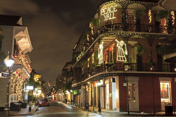 Ghost Hunt in New Orleans: Quest Experience - Jackson Square Starts the Story