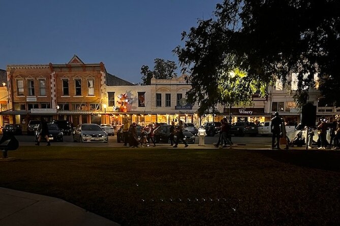 Ghost Maker Tour in Georgetown: Adults Only - The Williamson County Courthouse and a disputed trial