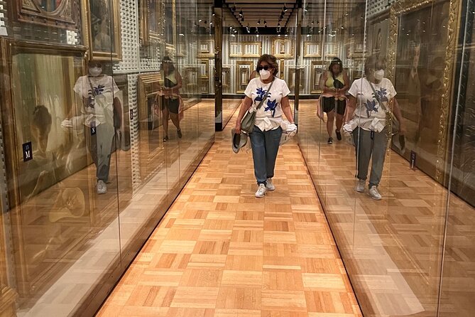 Ghost Stories: A Mysterious, Macabre Tour in the Metropolitan Museum - How This Tour Compares With Exploring Alone