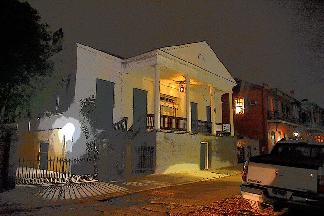 Ghost Stories and True Crime Walking Tour of the French Quarter - Why this French Quarter walk works after dark