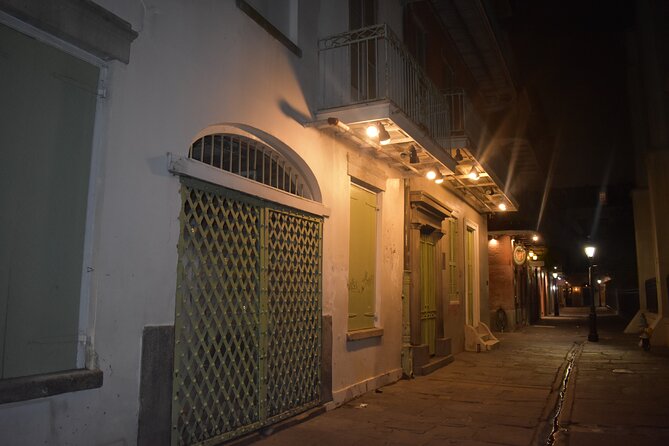 Ghost Stories and True Crime Walking Tour of the French Quarter - A guide-led experience, not a costume show