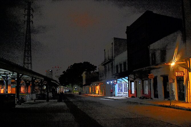 Ghost Stories and True Crime Walking Tour of the French Quarter - Who should book this tour