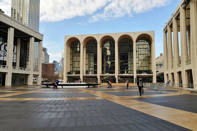 Ghostbusters Movie Locations Private Tour in New York - Columbus Circle and the Gatekeeper joke