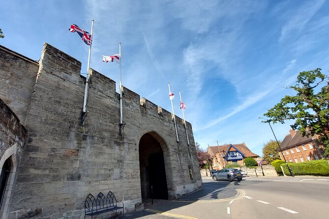 Ghosts, Crime & Legends Quest Experience in Warwick - Starting beneath Warwick’s medieval walls