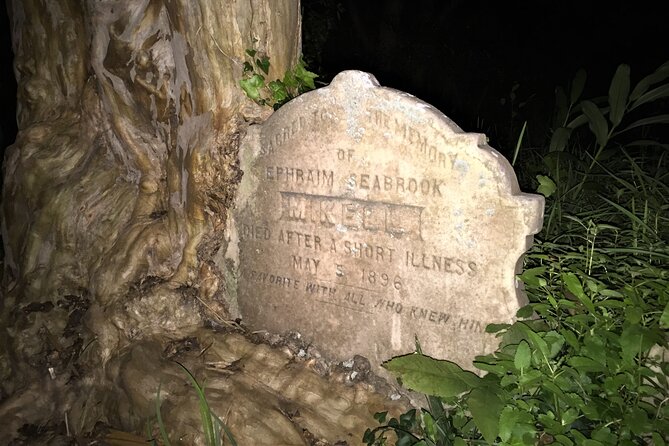 Ghosts of Charleston Night-Time Walking Tour with Unitarian Church Graveyard - What the $35 price gets you
