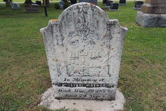 Ghosts of Drumheller: a Smartphone Audio Ghost Tour - Dinosaurs, dolls, and changing landmarks