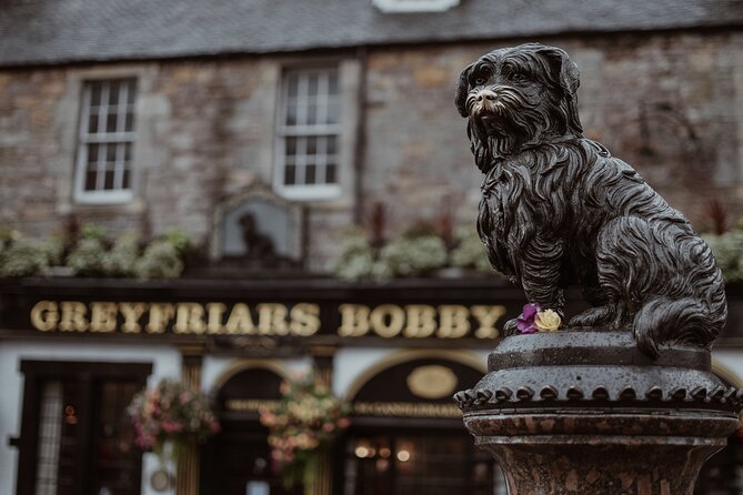 Ghosts of Edinburgh: Bloody Past Exploration Game and Tour - Edinburgh Castle, the first major test