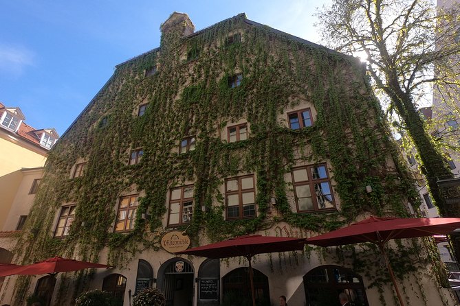 Ghosts of Munich: The Haunted Apprentice Exploration Game - Frauenkirche and the Devil’s footprint