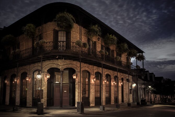 Ghosts of the French Quarter Walking Tour in New Orleans - Why this French Quarter ghost walk works