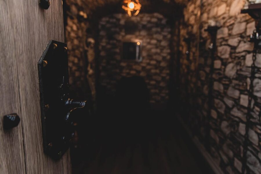 Glasgow: Escape Room The Ghost of Mary Queen of Scots - The 10-minute briefing gives you your mission
