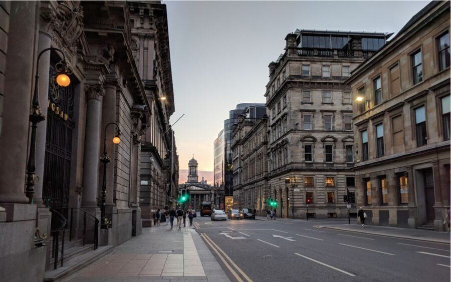 Glasgow: Haunted Quest Experience - Starting at Glasgow Central Station