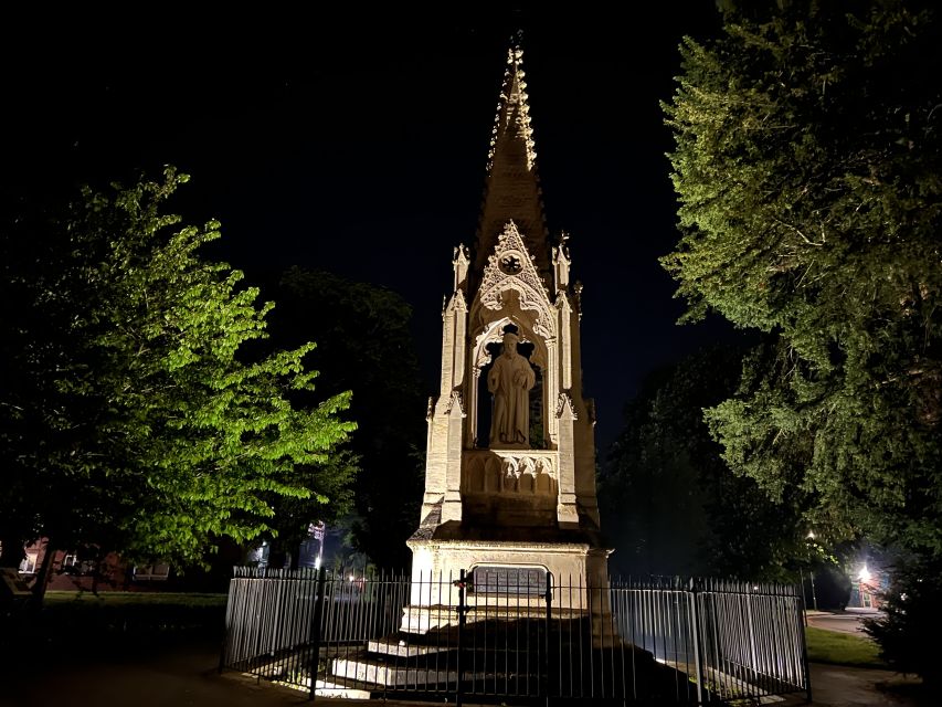 Gloucester: Ghost-Themed Guided Walking Tour - Why this Gloucester tour works for history and ghost fans