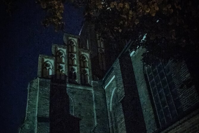 Gruseltour Berlin Haunted Ghost Walk 90-minute at Berlin Mitte city center - Nikolaiviertel, Berlin’s old town after dark